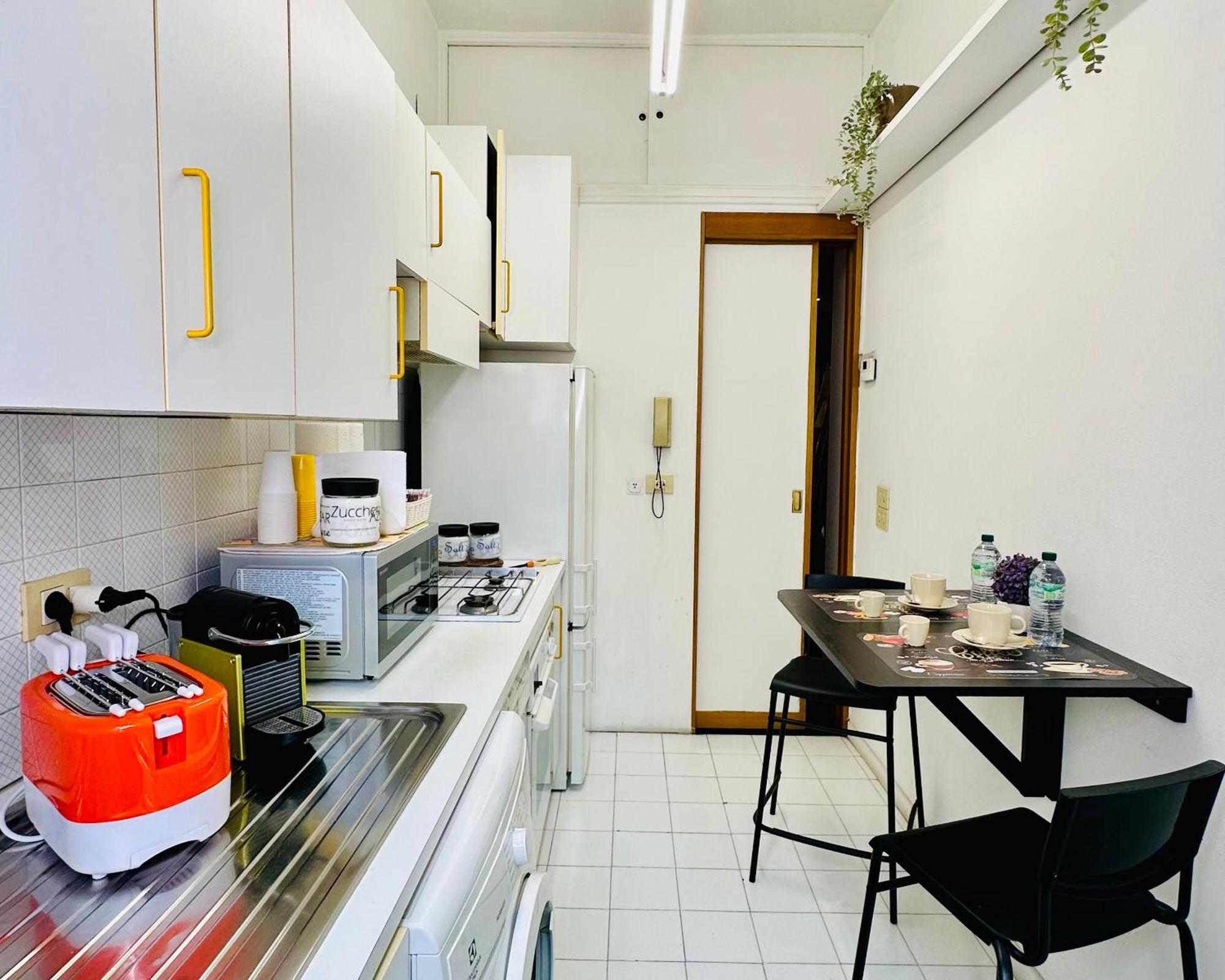 La Casa Di Bubi - 3 Minuti A Piedi Metro Libia Apartamento